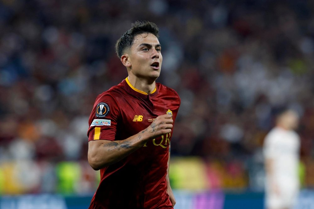 Roma's Paulo Dybala will miss the remainder of 2023. EFE