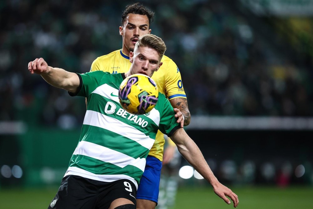 Gyökeres marcou um belo gol para o Sporting. (Lisboa) EFE/EPA/RODRIGO ANTUNES