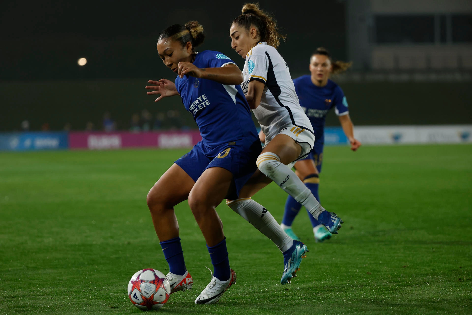 El Chelsea ha vendido el equipo femenino a su empresa matriz. De esta forma, las cuentas pasan de 90 millones de libras en pérdidas a 128 millones de beneficio.