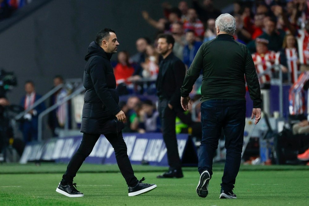 Barcelona coach Xavi Hernandez saw a red card in his side's win over Atletico. EFE