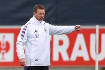 Julian Nagelsmann continuará liderando o projeto de reconstrução da seleção alemã. Nesta sexta-feira, a Federação anunciou a renovação do treinador até 2026.