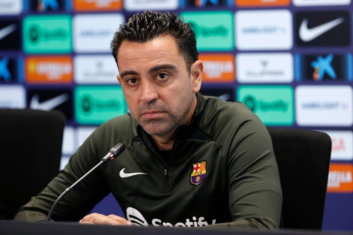 Xavi will not stay at Barca for lack of money. EFE