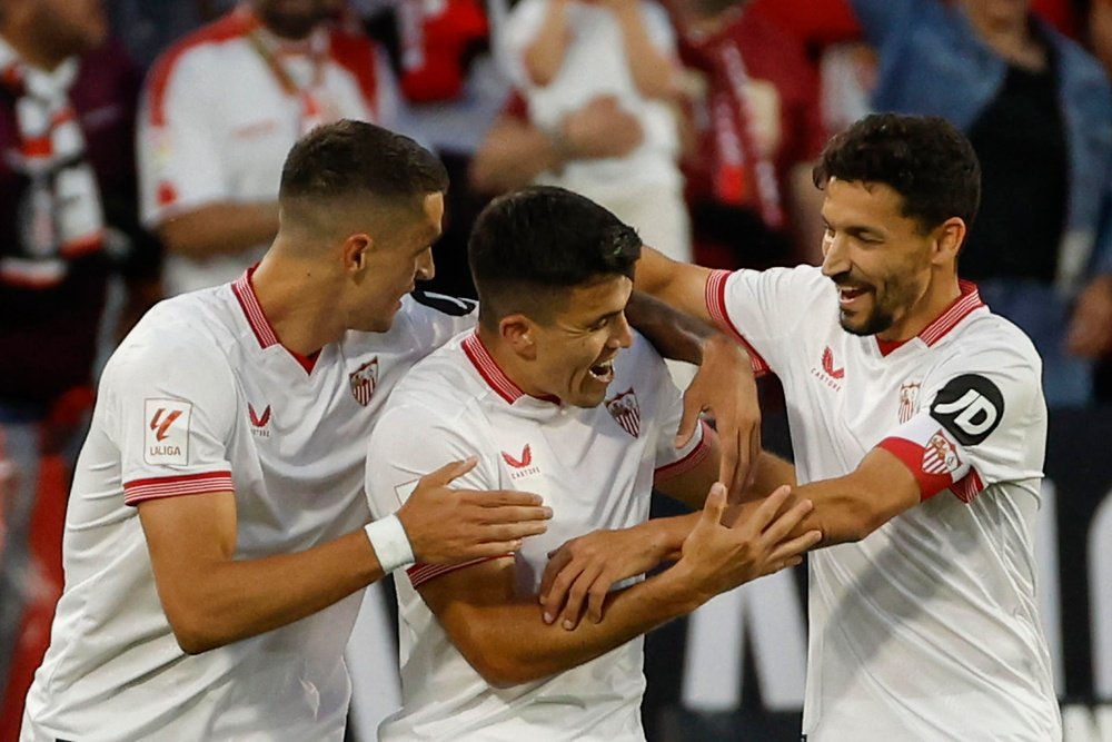 Navas leaves Sevilla as the most capped and decorated player in the history of the club. EFE
