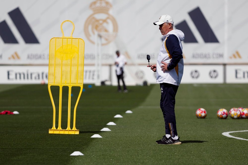 Endrick completed his first training session as a Madrid player on Sunday. EFE