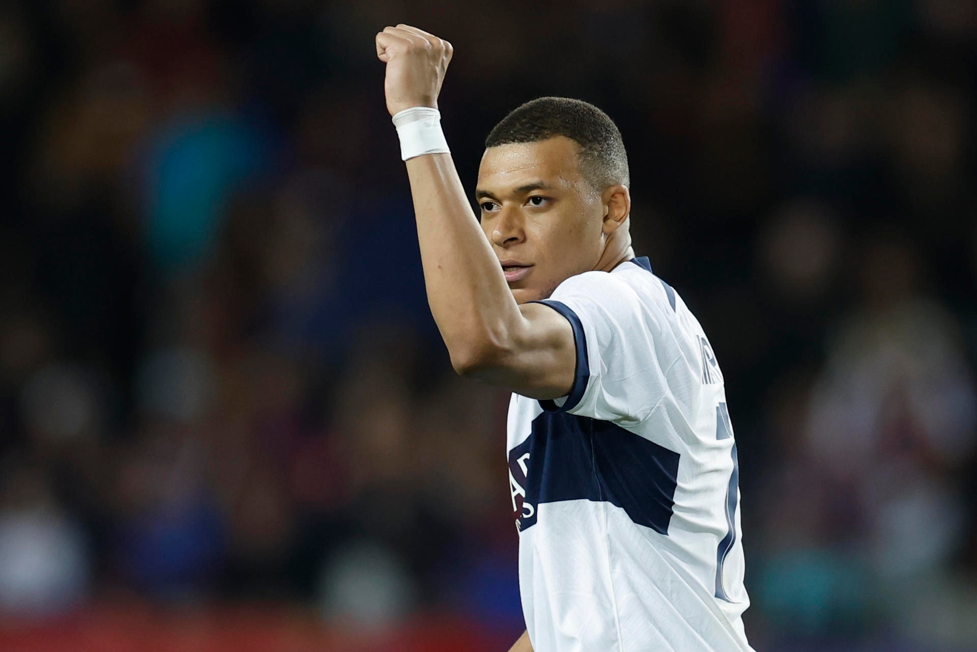 Many are already wondering about Mbappe's position in Madrid's starting eleven. EFE