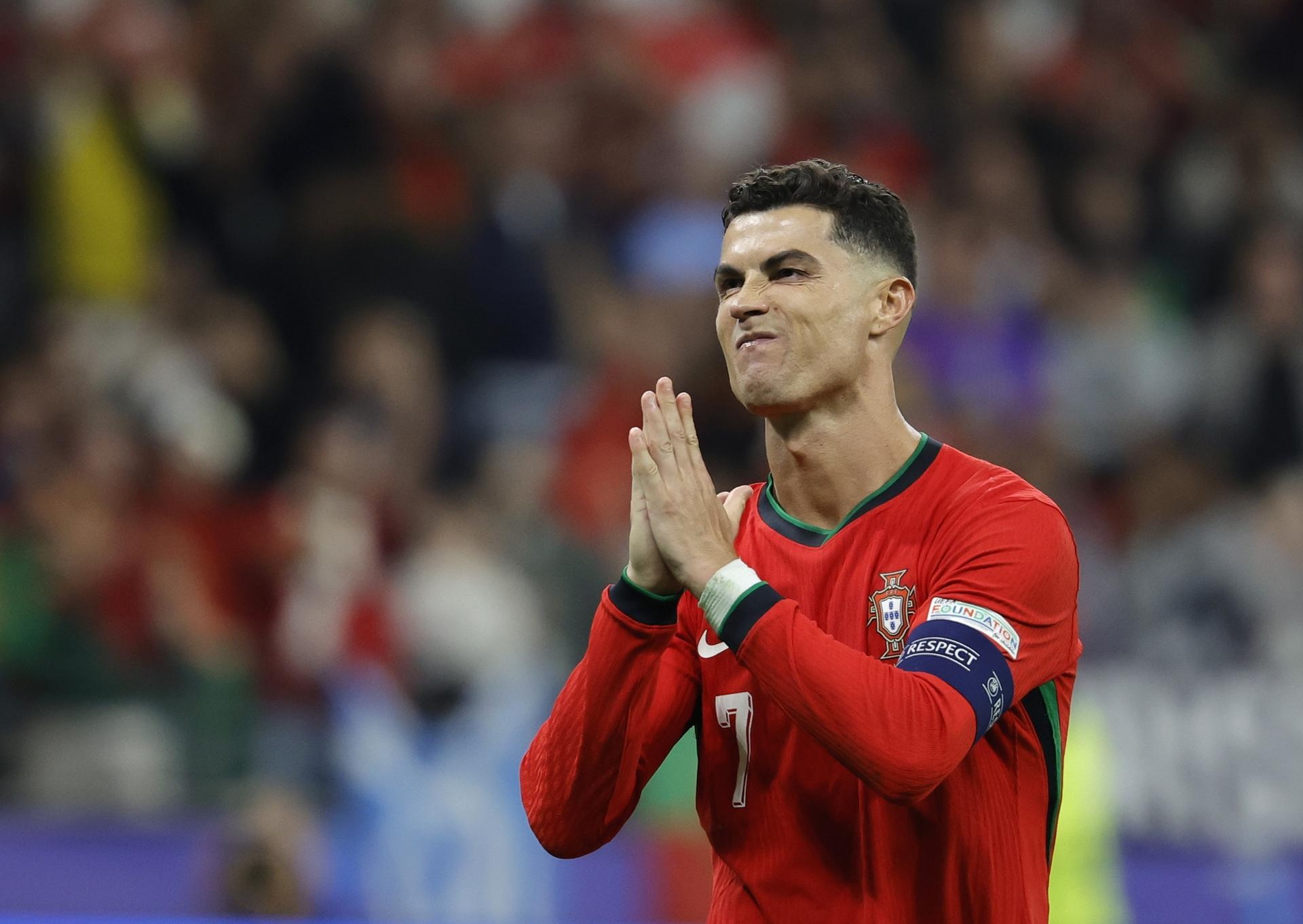 Ronaldo tops Portugal's squad list