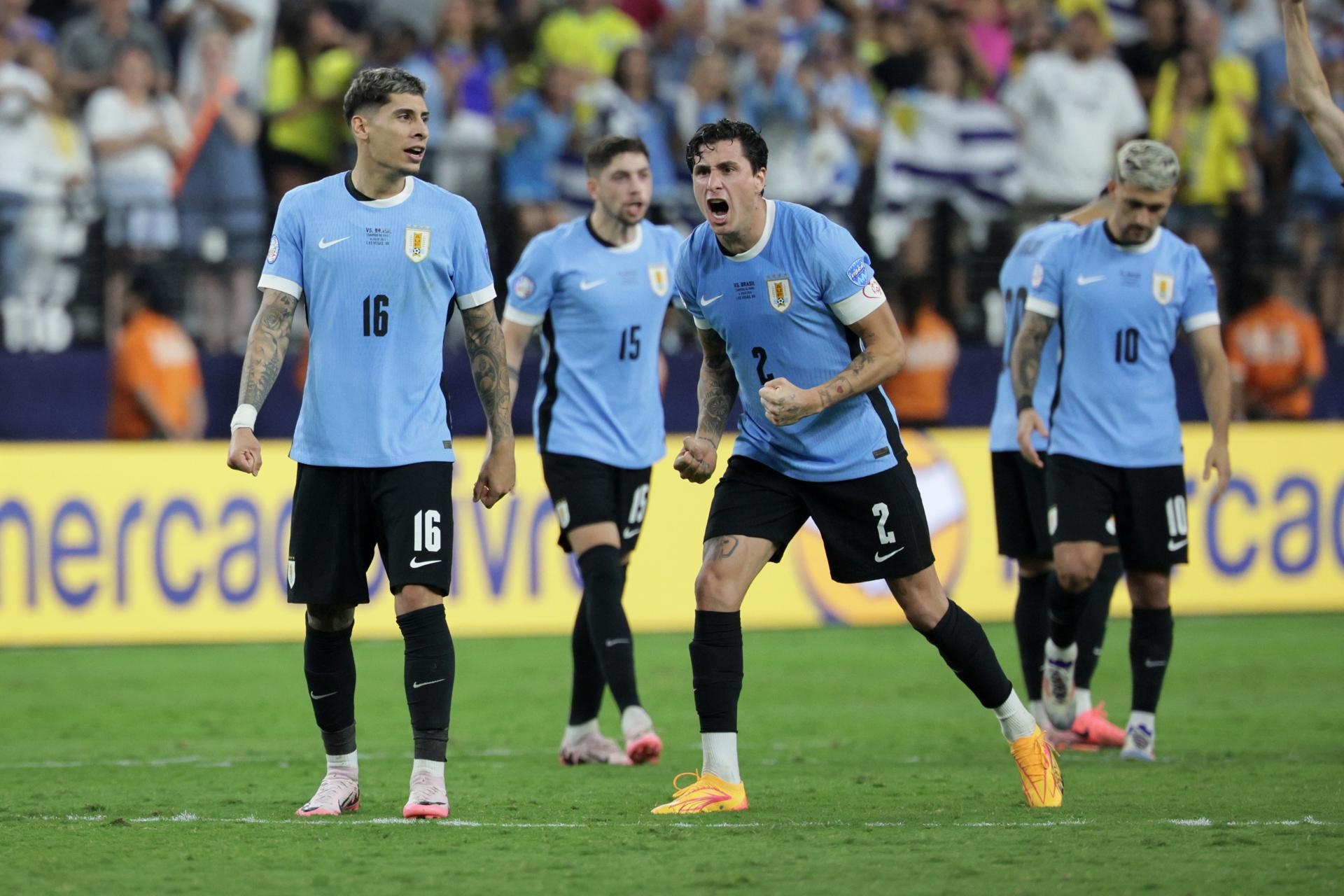 La Federazione dell'Uruguay ha annunciato la lista dei convocati per la pausa internazionale di questo mese, durante la quale la Celeste affronterà Colombia e Brasile nelle qualificazioni sudamericane ai Mondiali. Mathias Olivera del Napoli è l'unico rappresentante della Serie A italiana.