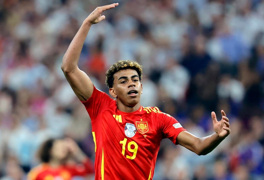 Il Barça ha ricevuto un'offerta da 250 milioni per Yamal prima dell'Europeo. EFE