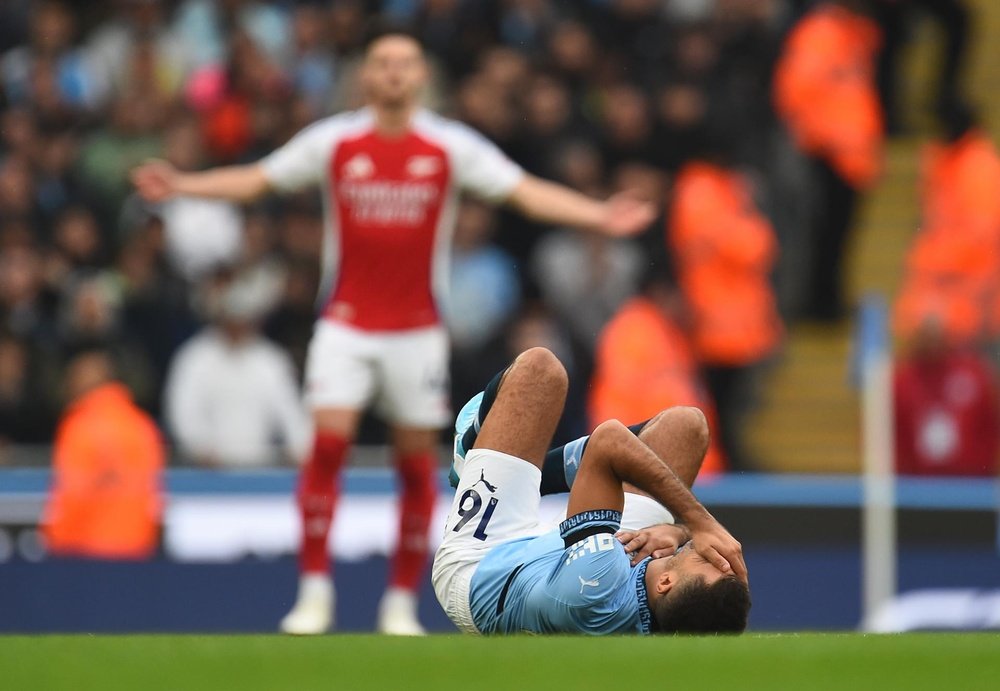 UEFA to allow extra squad addition for long-term injuries. EFE