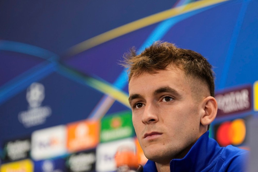 De la Fuente praises Marc Casado's maturity despite his young age. EFE