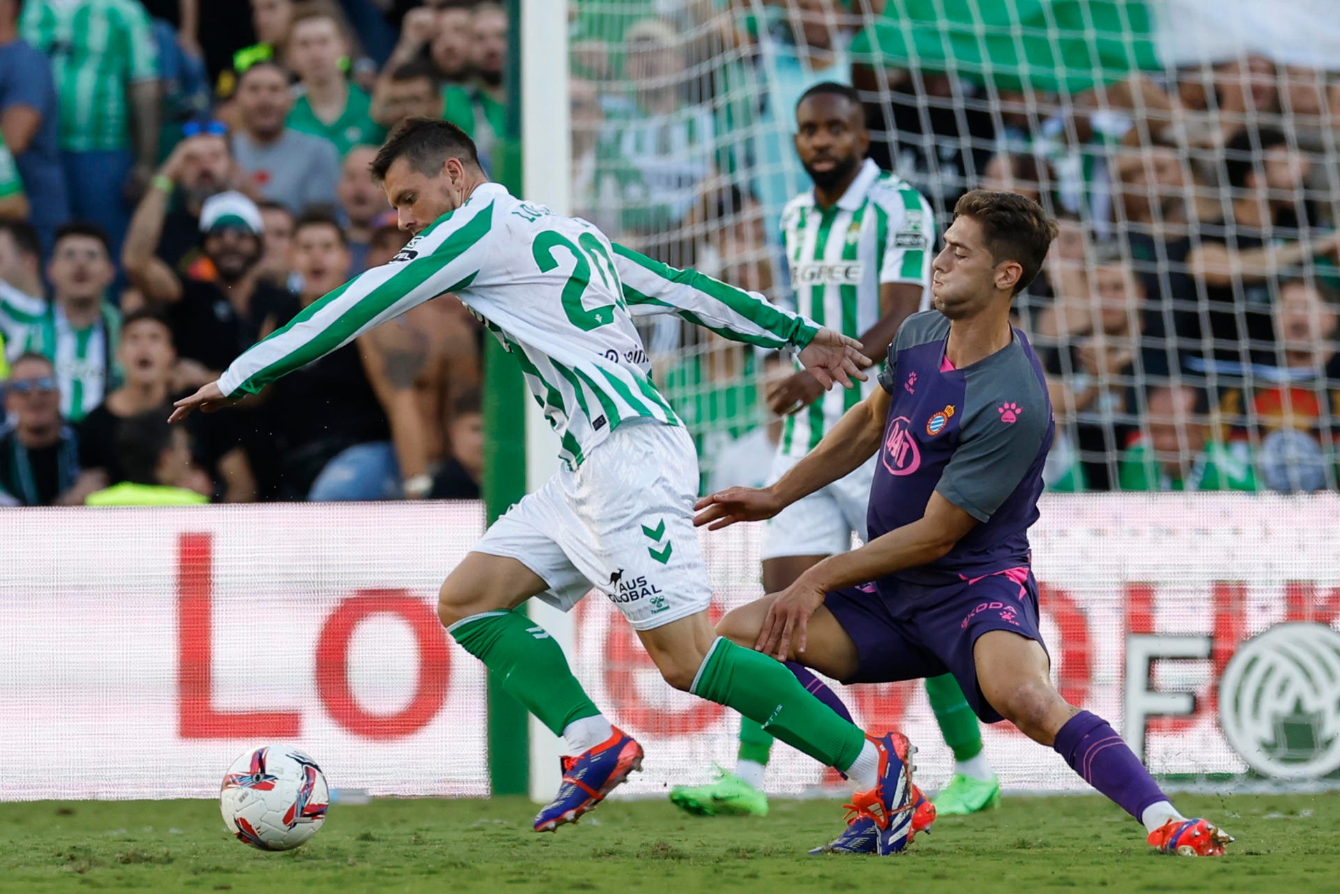 Lo Celso, baja en el Betis. EFE