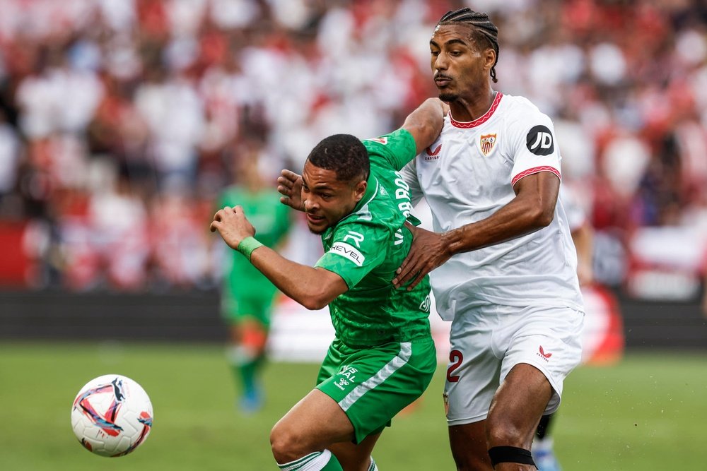 Both clubs have agreed to establish a new framework for communication. EFE