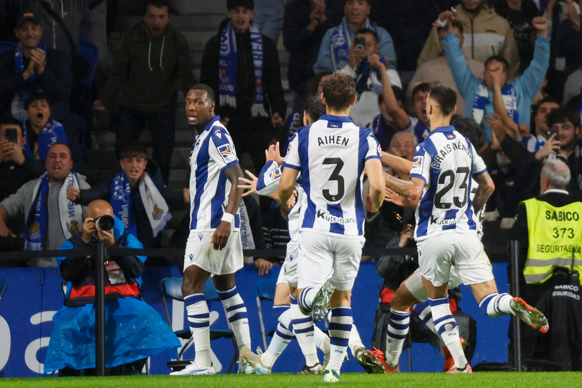 La Real se queda sin recursos y tendrá que jugar la Copa este jueves. EFE