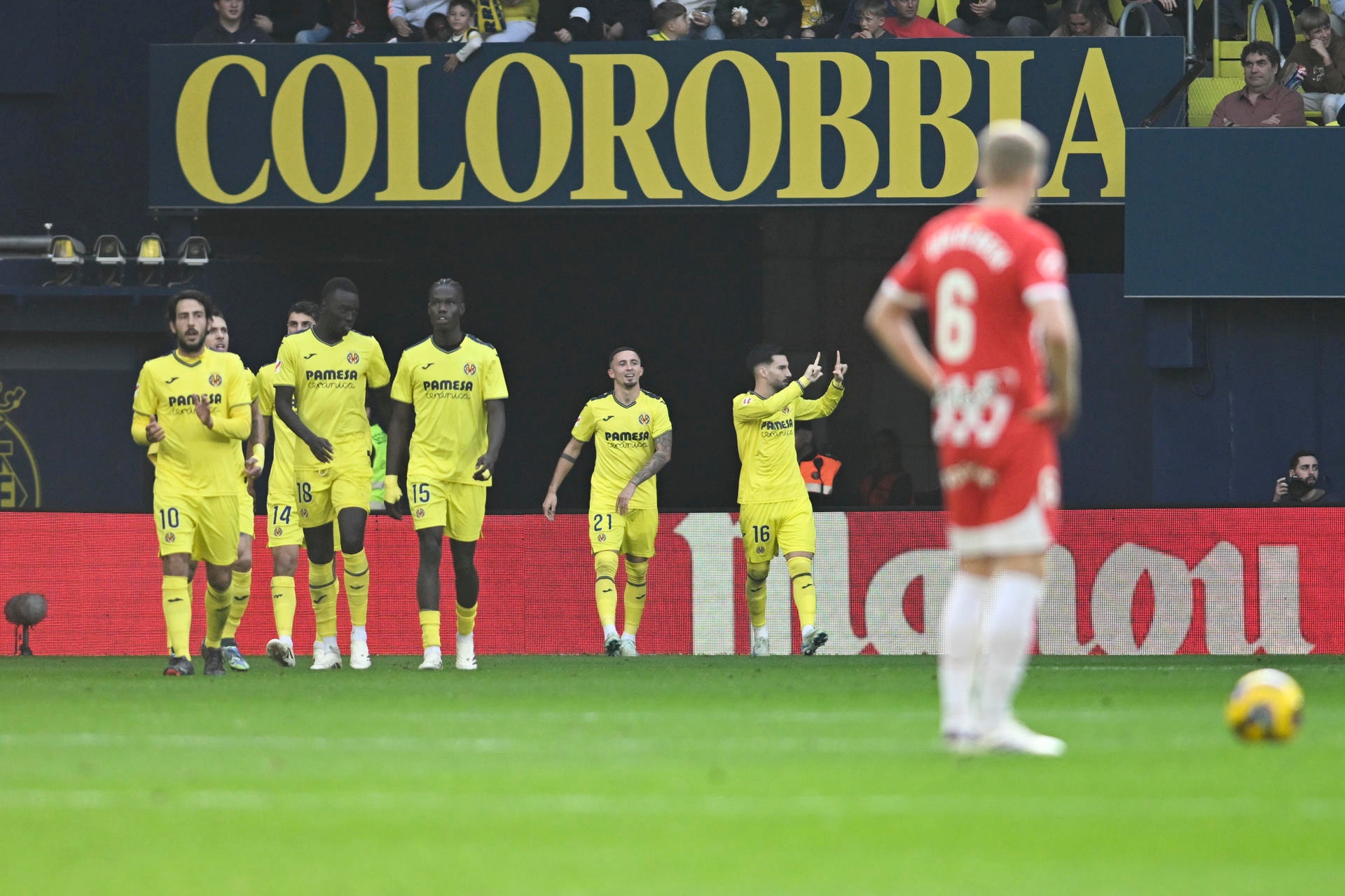 El cambio en la temporada para Girona y Villarreal. EFE