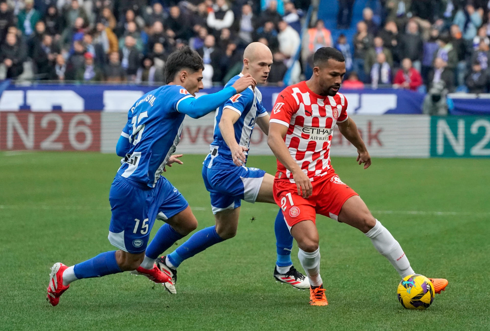 Diarra regala al Girona la primera del año