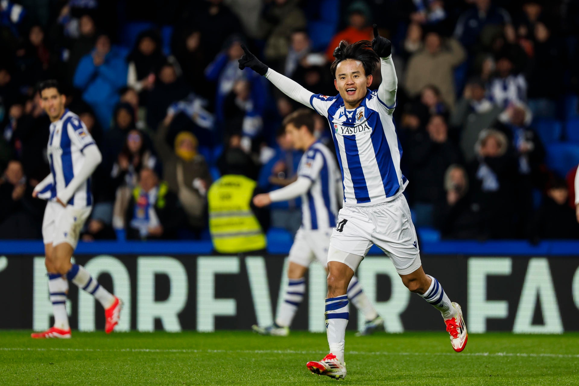 Real Sociedad's Kubo and Barrenetxea racially abused at Mestalla