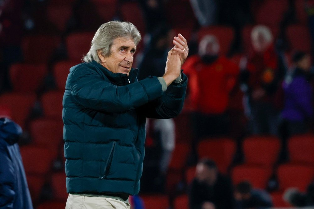 Pellegrini se puede convertir en el entrenador del Betis con más victorias. EFE