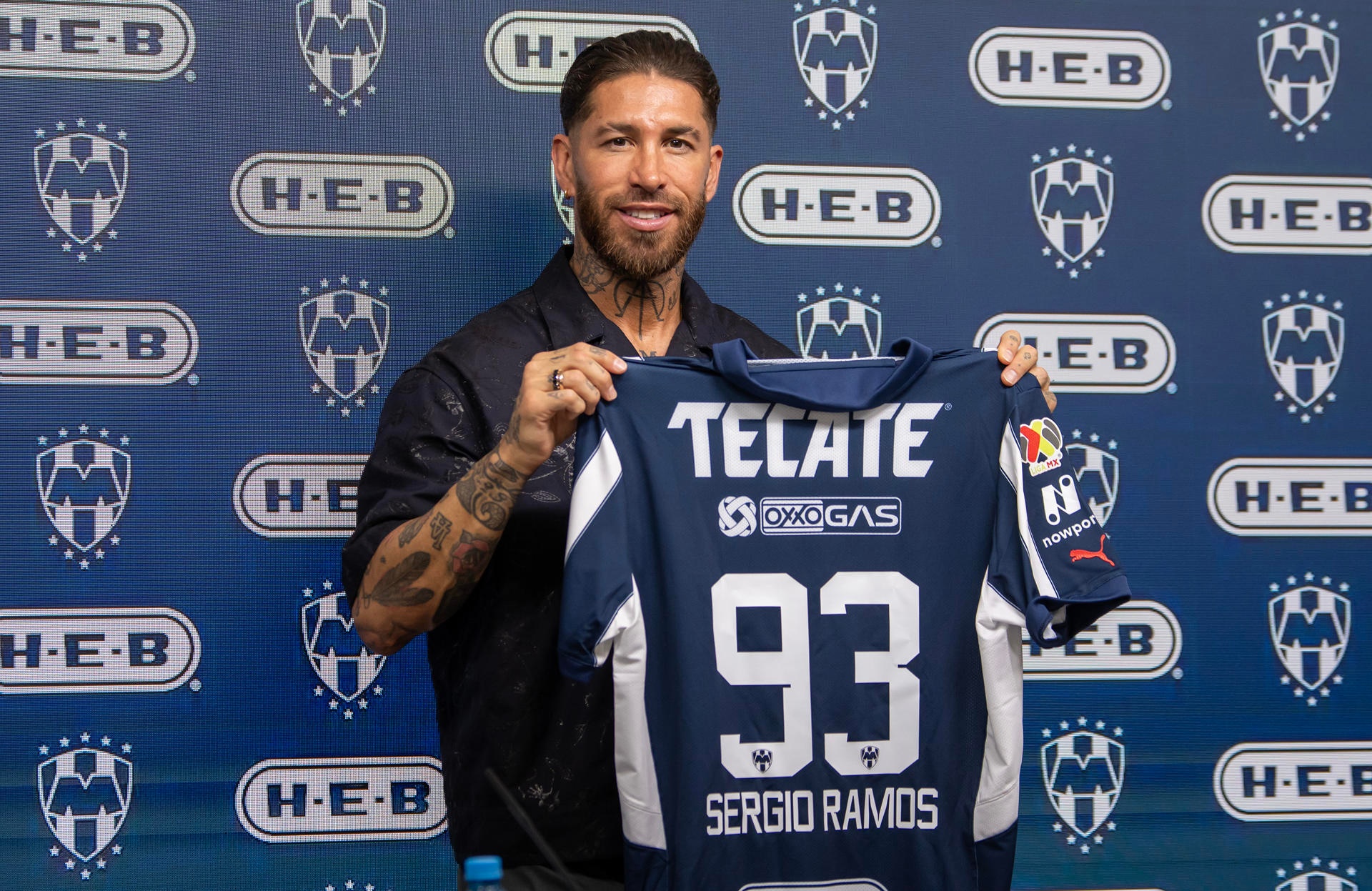 El compromiso de Ramos con Monterrey. EFE/MiguelSierra