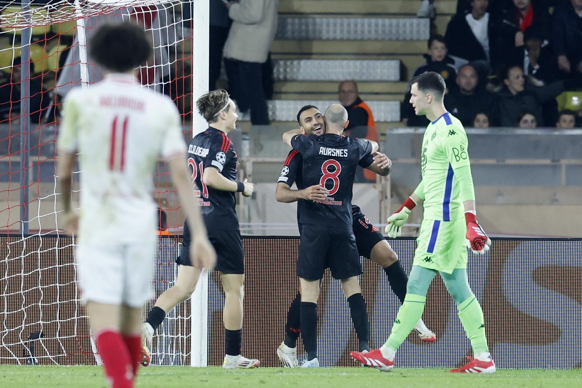 El Benfica deja con vida al Mónaco