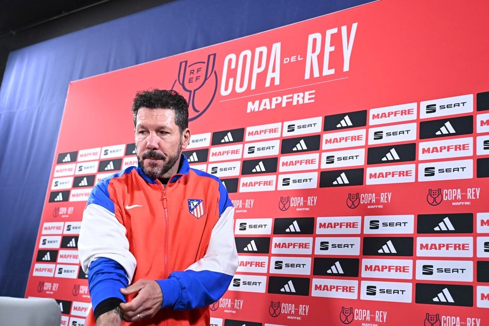 Simone atttended a press conference on Monday. EFE/ Fernando Villar