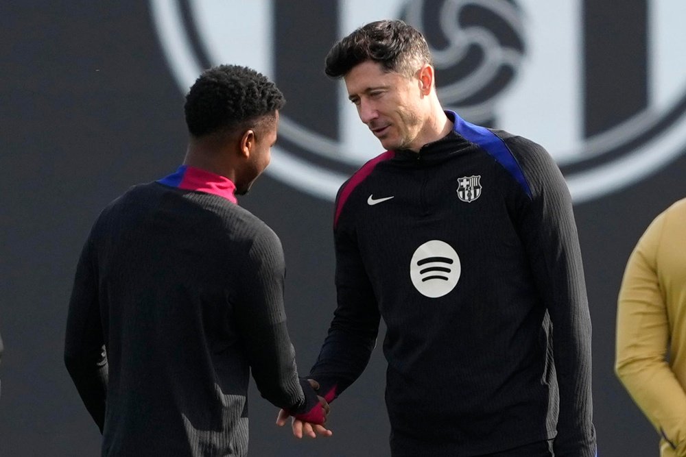 Lewandowski déjà avec l'équipe nationale. EFE/Alejandro García