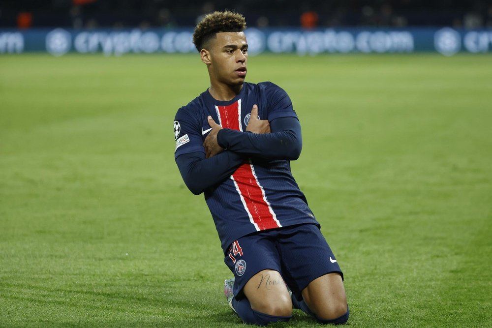 Doue and Kvaratskhelia both scored stunning goals against Aston Villa. EFE