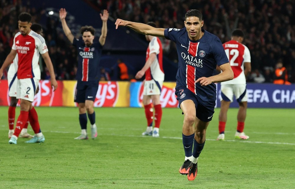 Hakimi a été désigné 'MVP' lors du match retour du PSG contre Arsenal. EFE