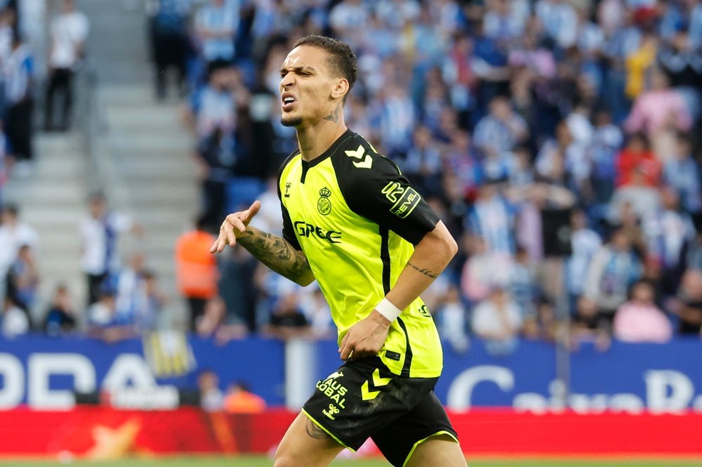 Antony fired Betis into the Conference League final with a goal and an assist. EFE