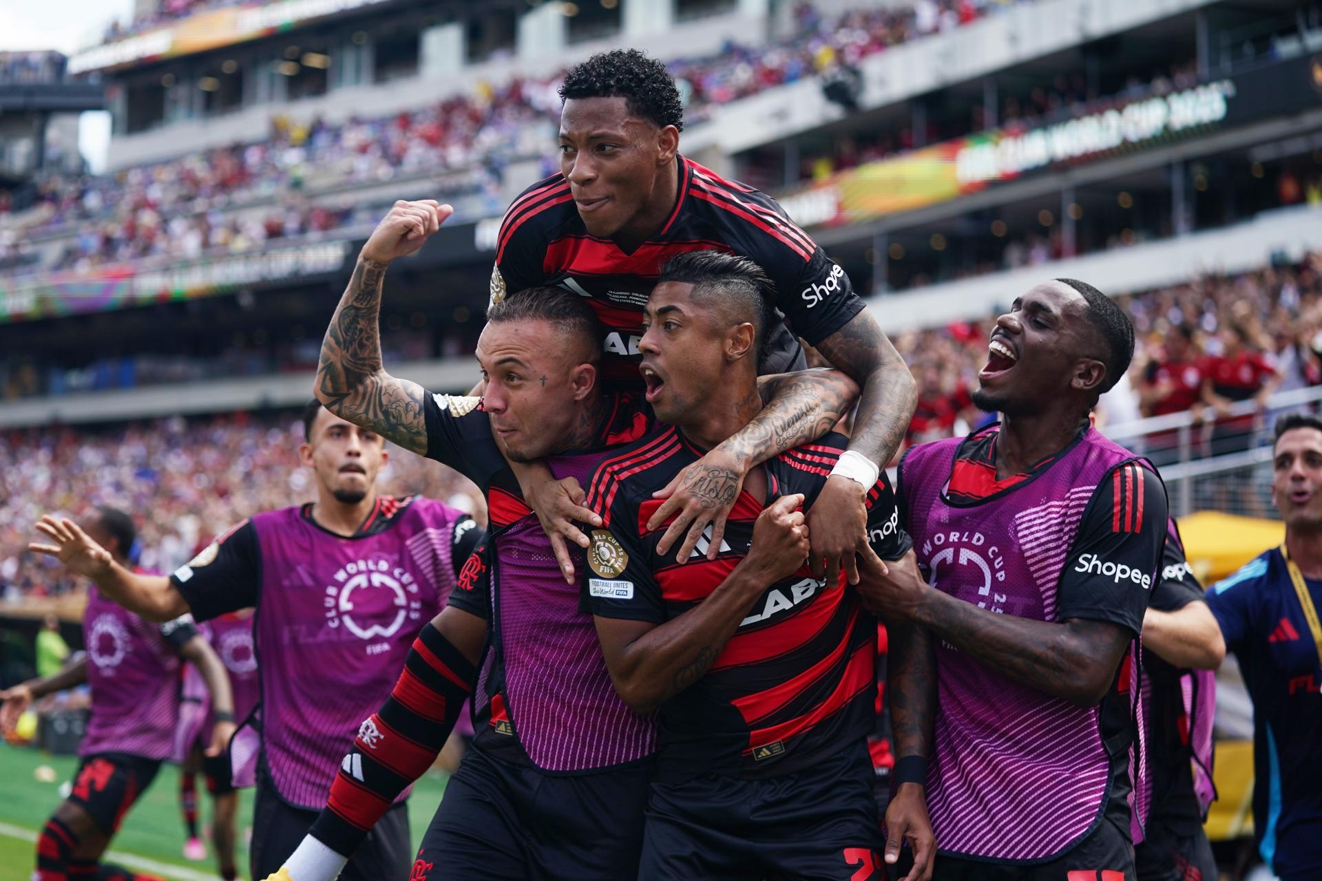Flamengo y Bayern, los primeros clasificados para octavos. EFE
