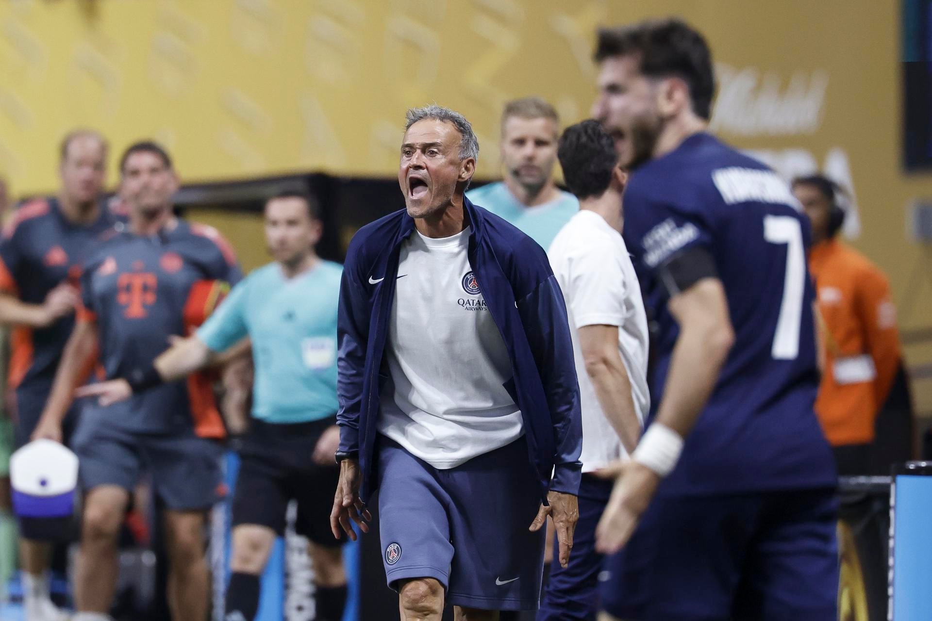 Luis Enrique's PSG could become the third team ever to win a sextuple. EFE
