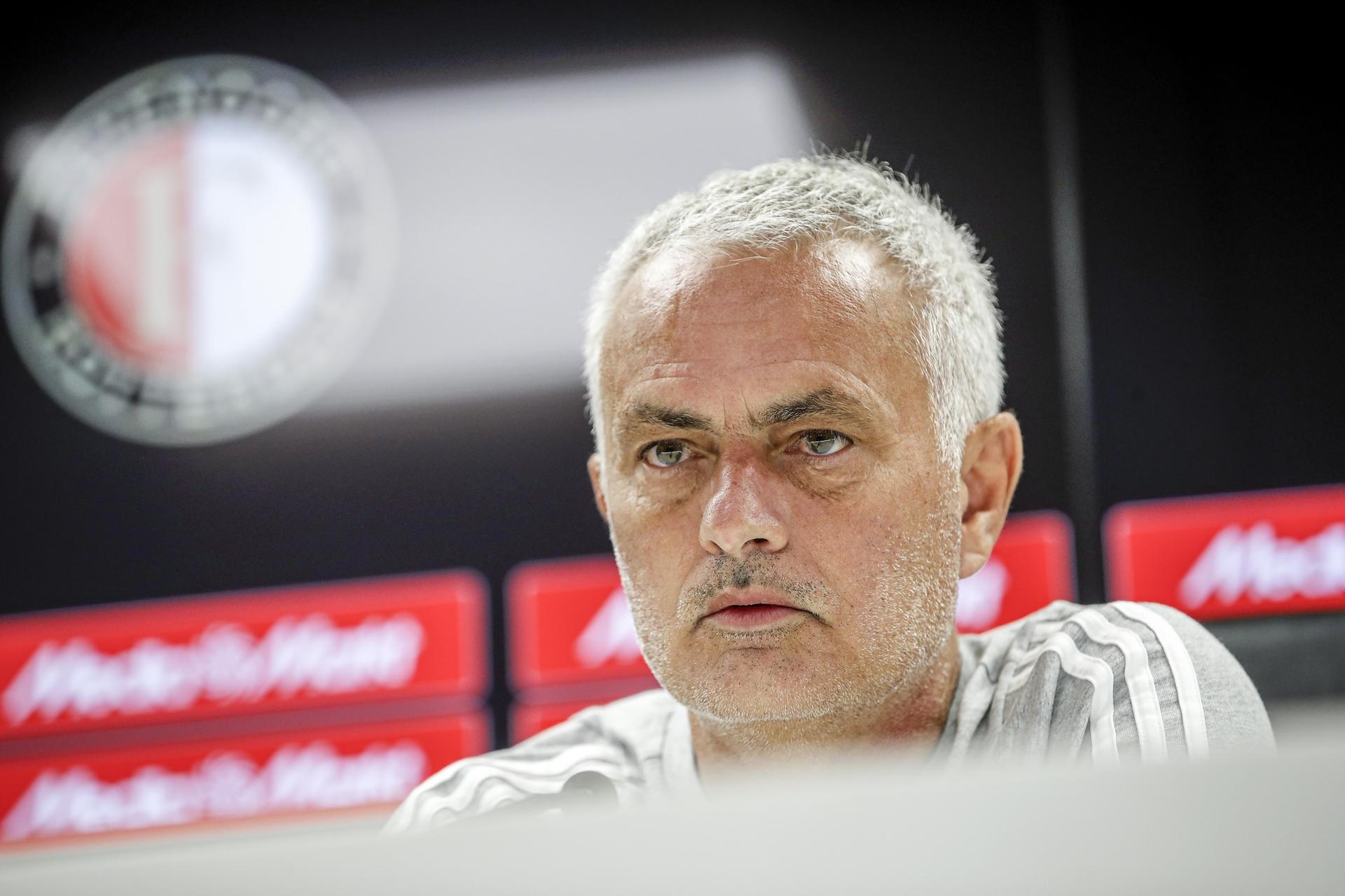 'A part of my history is gone' - Mourinho mourns the loss of Jorge Costa