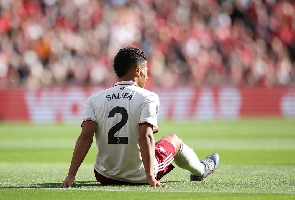 Arsenal face uncertainty over Saliba injury. efe