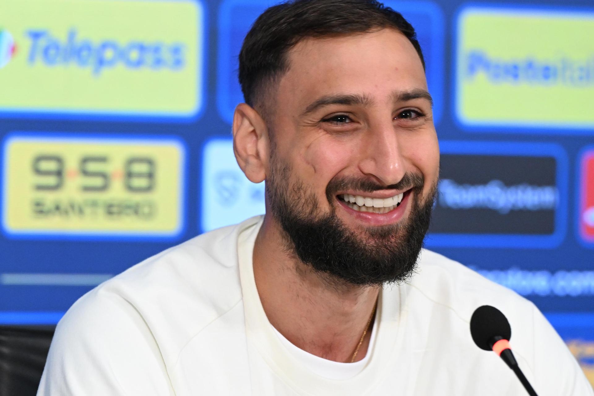 Donnarumma si unisce ora a una squadra del City ricca di esperienza e talento. EFE