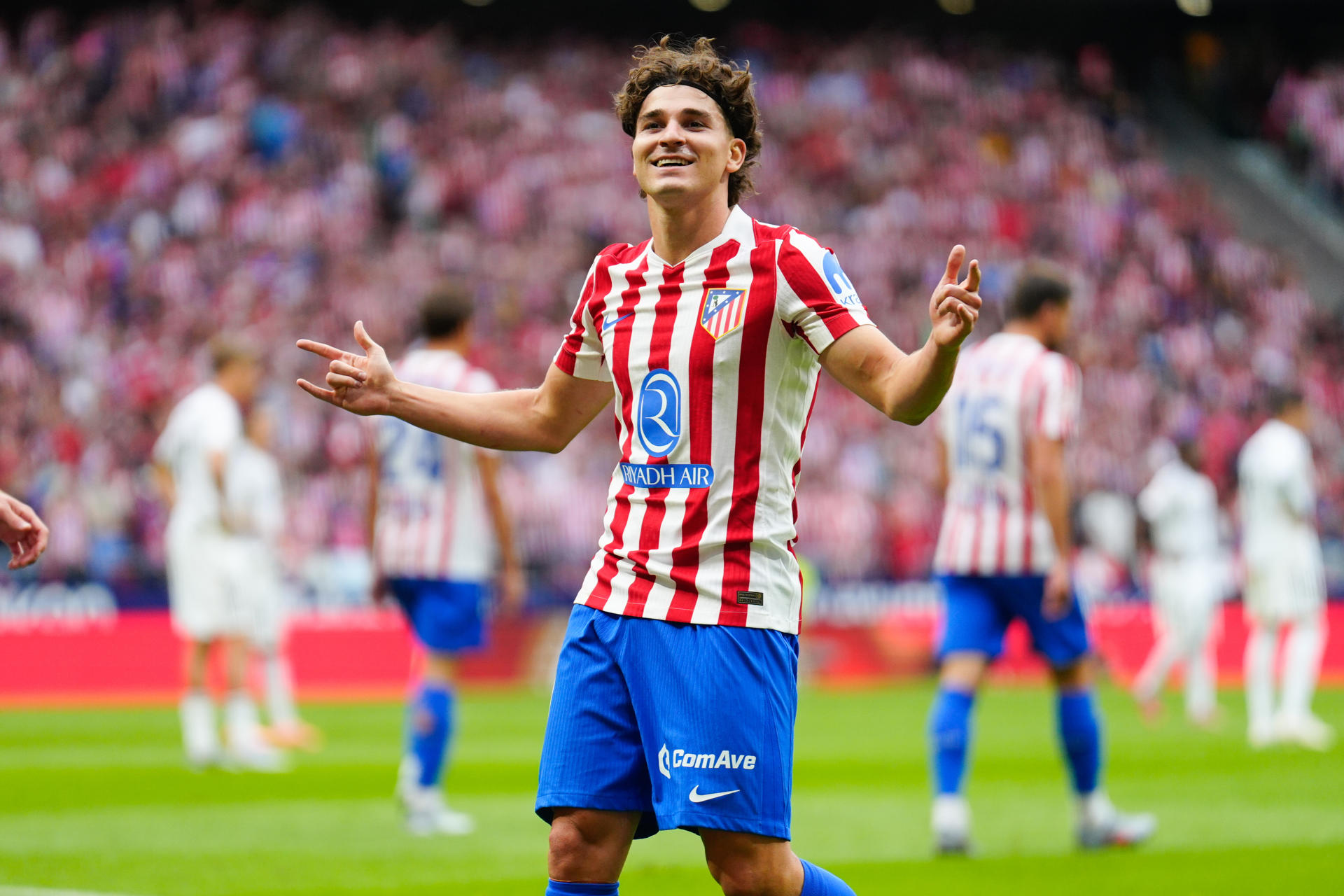 barcelona-de-olho-em-juli-n-lvarez