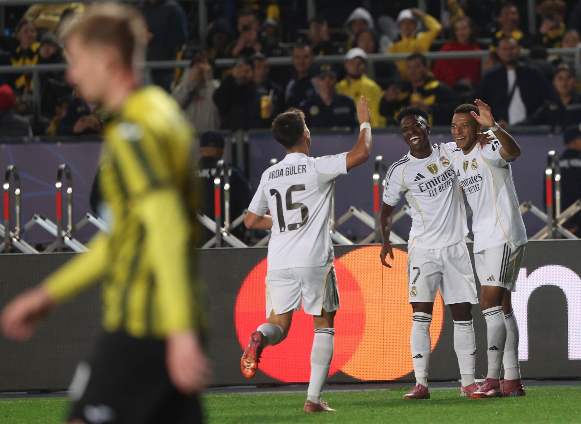 Il Real Madrid travolge il Kairat con la tripletta di Kylian Mbappé