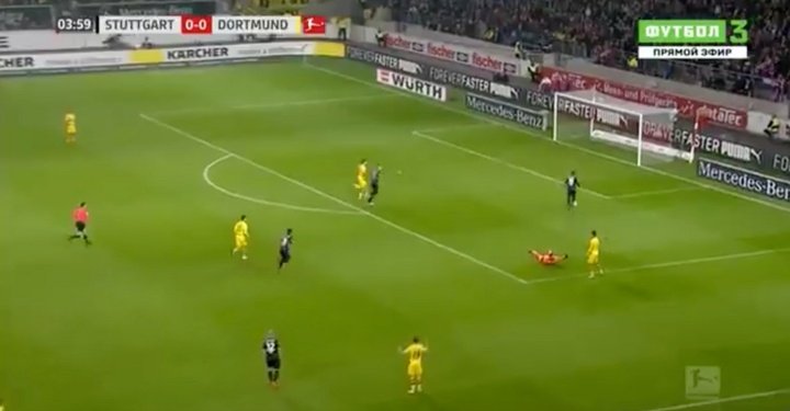 De chiste: Bartra, Burki y el gol más ridículo del año en Alemania