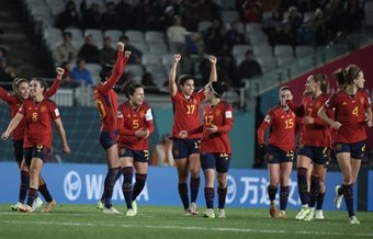 España batió a Zambia por 5-0. Una goleada contundente que, tras el 3-0 a Costa Rica en el primer partido del Mundial, le sirve para garantizarse un puesto en los octavos de final del Mundial.