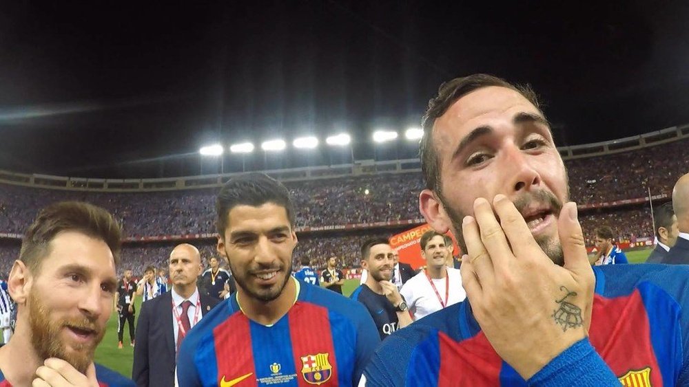 Aleix, Messi y Suárez, durante la celebración de la victoria en Copa. FCBarcelona