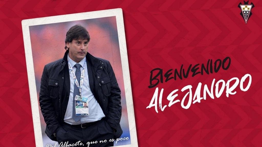 Alejandro Menéndez se pone al frente del Albacete. Twitter/AlbaceteBPSAD