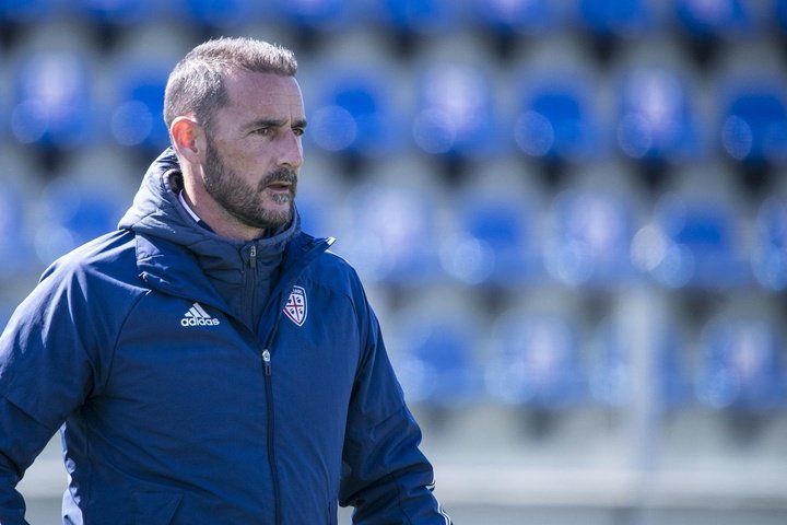 Alessandro Agostini é o novo treinador do Cagliari a três jornadas do final