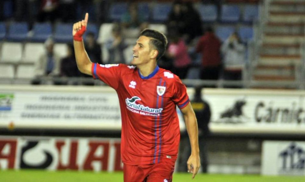 Álex Alegría logró el gol que certificó la victoria del Numancia ante el Almería. Archivo/EFE