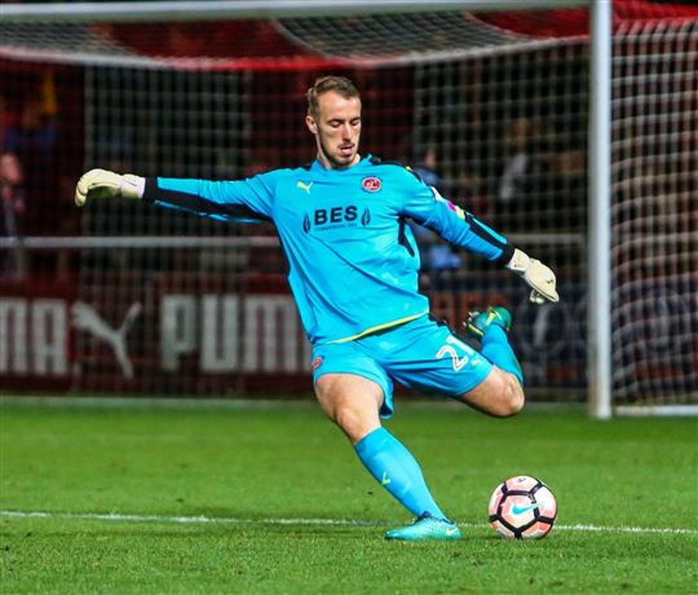 La temporada de Cairns está siendo francamente buena y el West Ham se ha fijado en él. FleetwoodTown