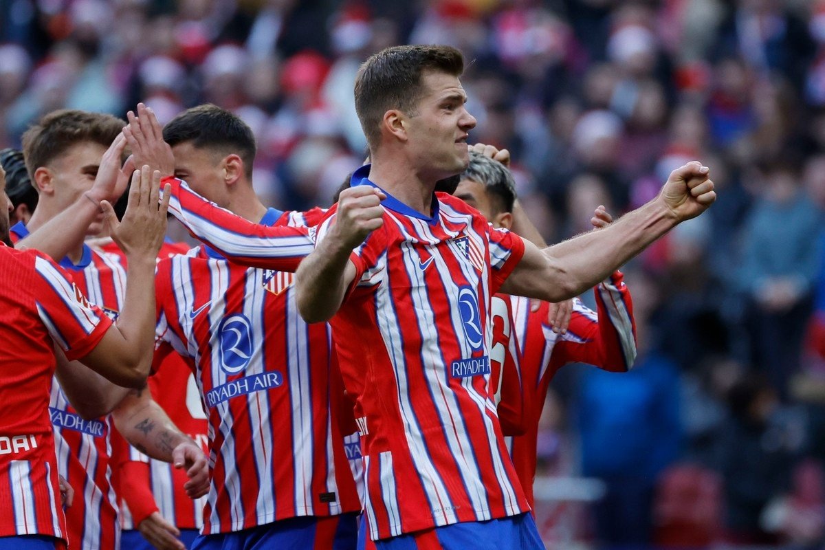 El Atlético se ponía temporalmente colíder. EFE