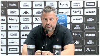 Fim da linha para Alexandre Mattos como diretor esportivo do Vasco. Envolvido em uma polêmica de vazamentos, o 'cartola' foi demitido nesta quinta-feira.