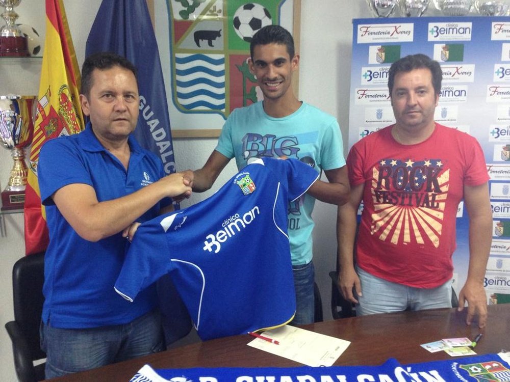 Alfonso Martín, jugador de la Balompédica Linense, durante su etapa en el Guadalcacín. Ecijabp