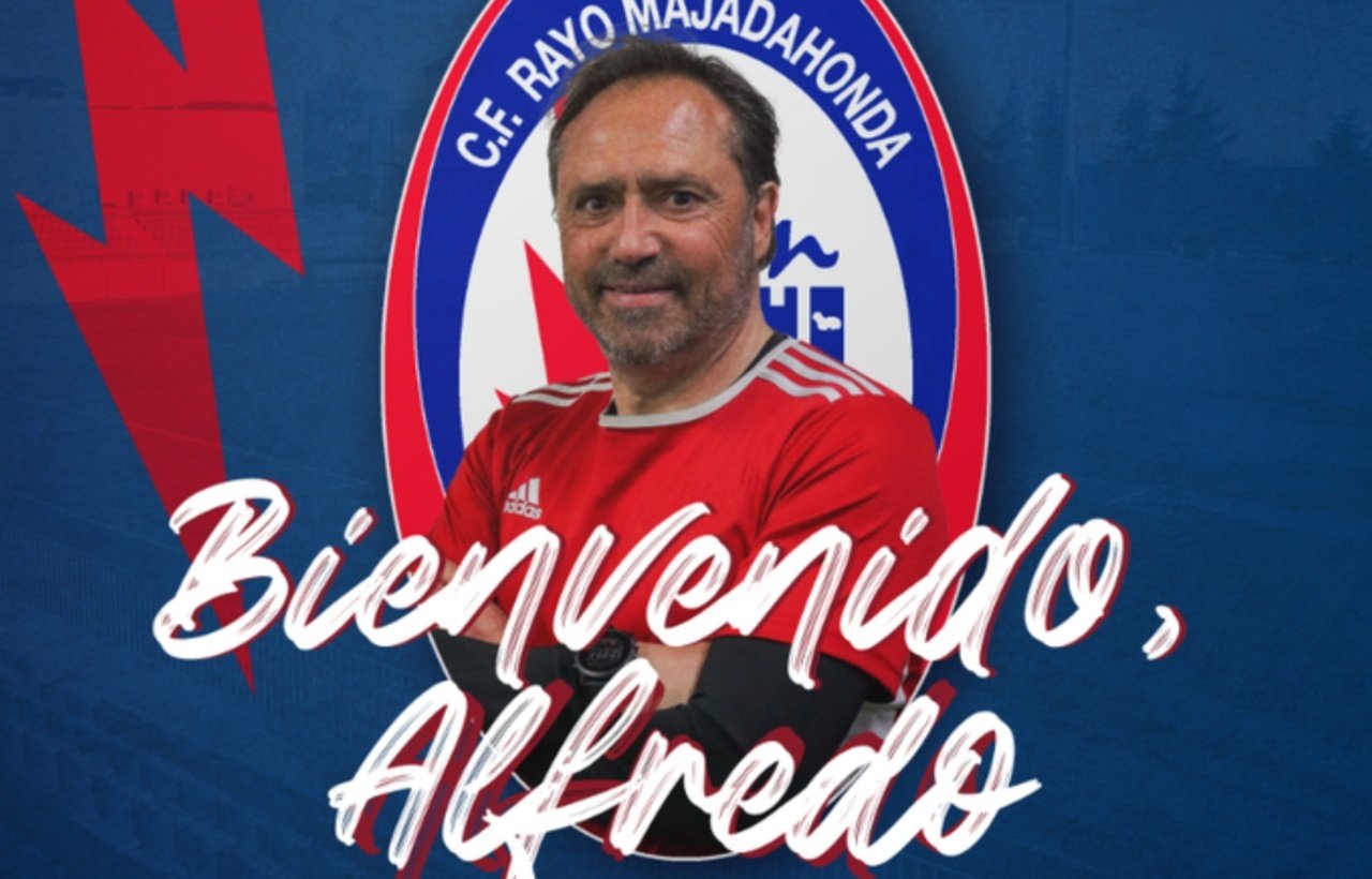 Alfredo Santaelena, nuevo entrenador del Rayo Majadahonda. Twitter/RMajadahonda