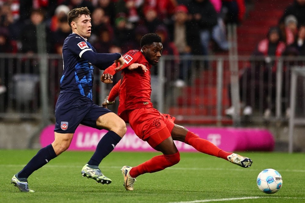 Alphonso Davies will be a free agent next summer. EFE