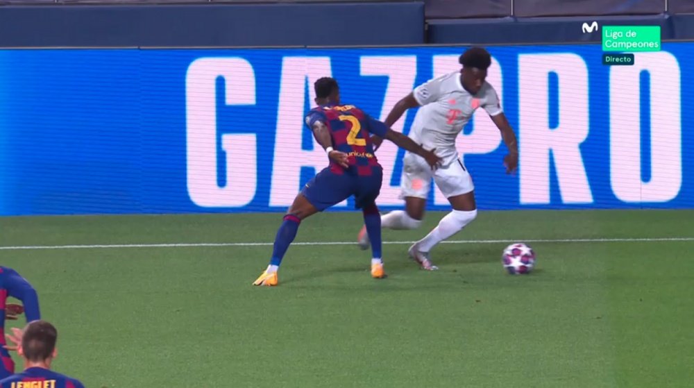 Davies went past Semedo with ease and Kimmich made it 2-5. Captura/MovistarLigadeCampeones