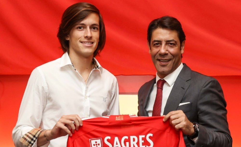 Álvaro Carreras, al Benfica. SLBenfica