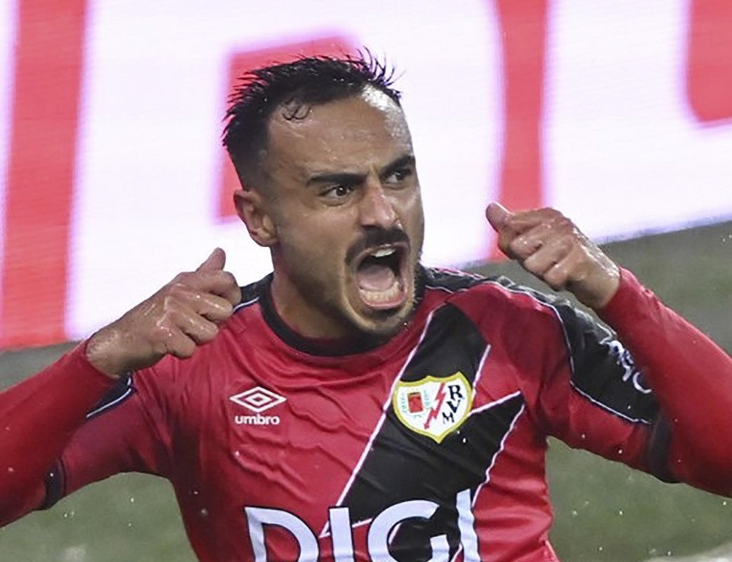Álvaro García marcó la diferencia ante el Neman Grodno. EFE
